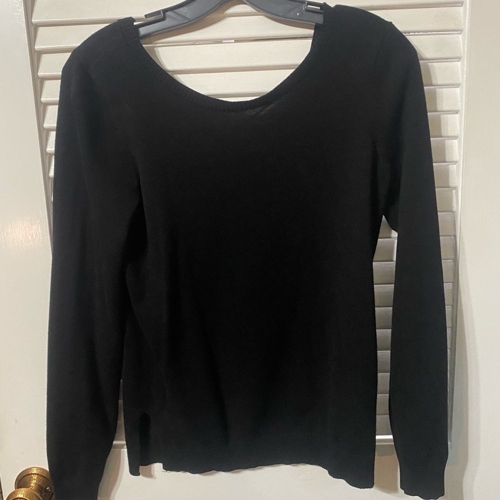 Black Cross Back Long Sleeve